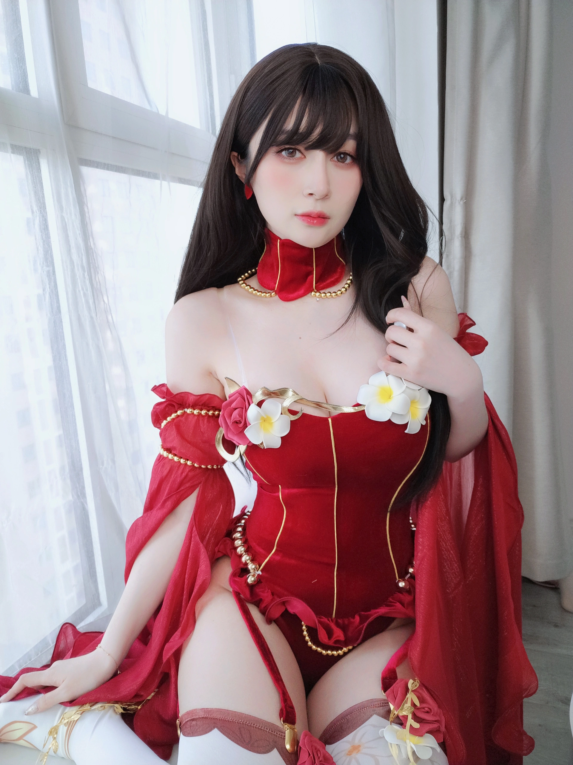 白银81 – NO.150  赤いドレス 1